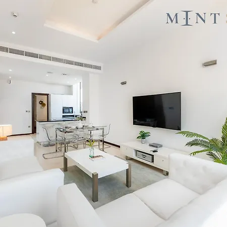 Tiara Beach Residences, Palm Jumeirah Dubai - Mint Stay Exterior photo